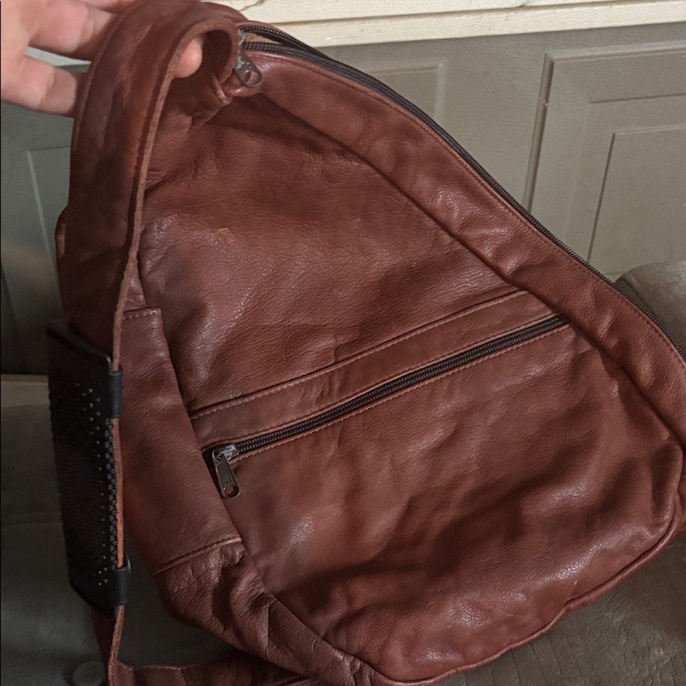 Ameribag Men's Brown Leather Sling Bag
